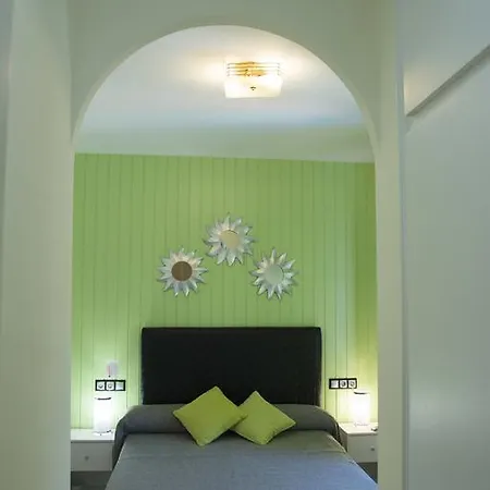 El Raco De Castello Guest house *